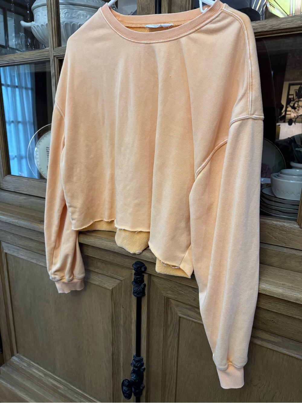Double Zero Peach Cropped Crewneck Sweatshirt